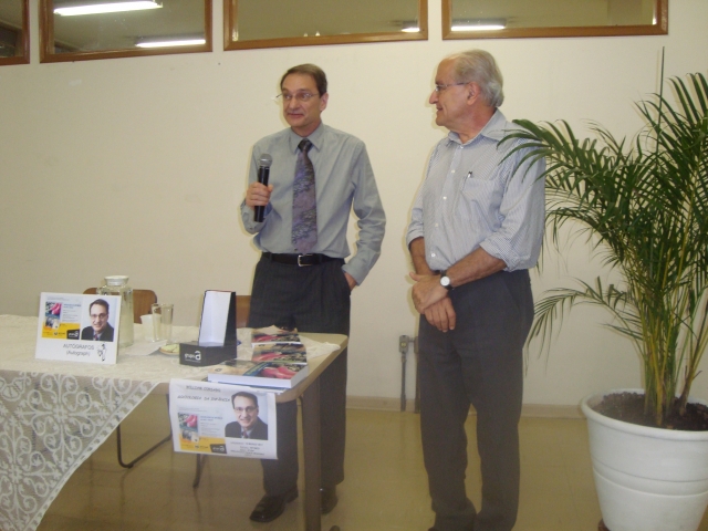Foto 6 - Encontro com o Autor: William Corsaro